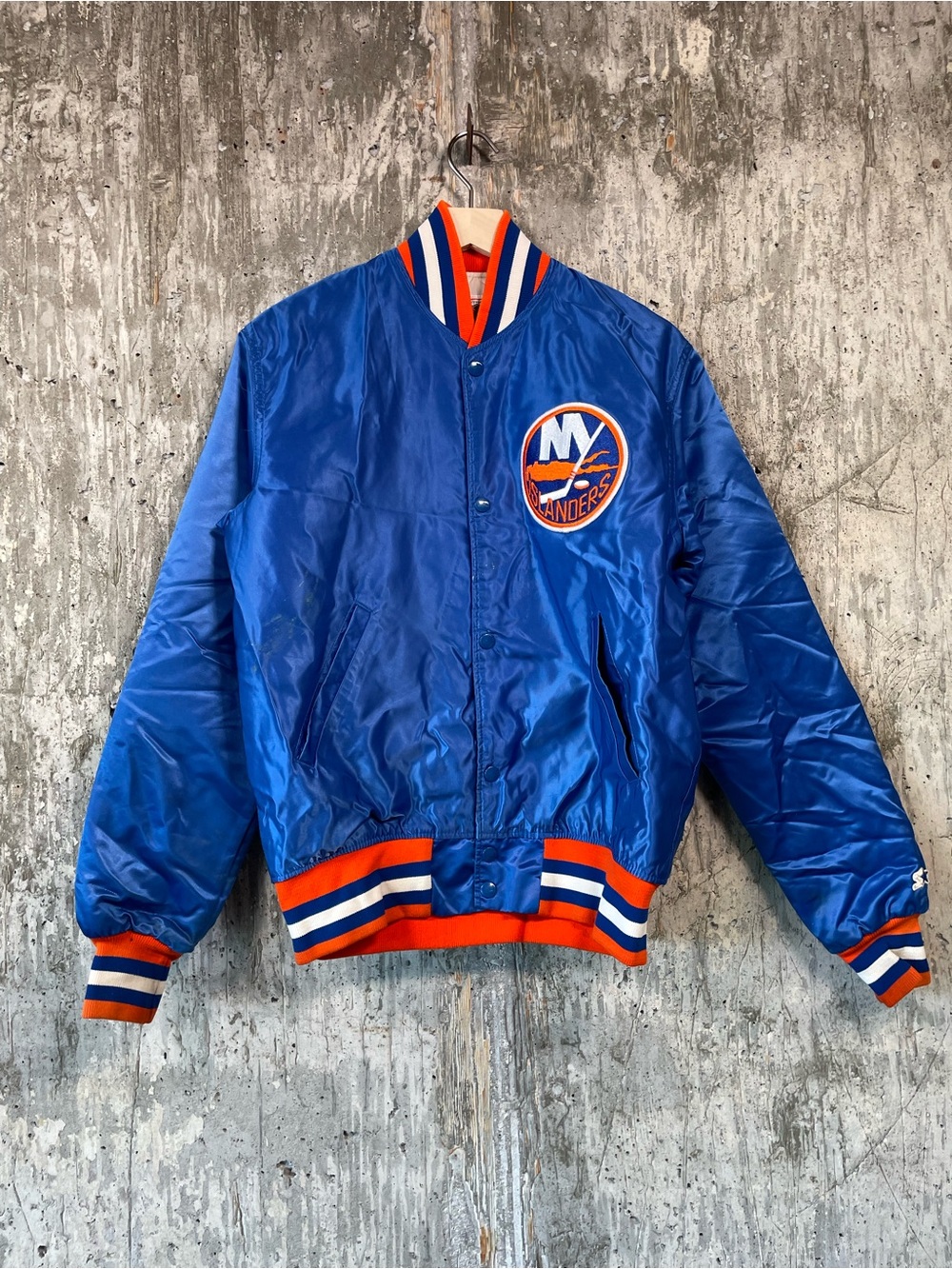 STARTER Men's Vintage NHL New York Islanders Blue Satin Bomber Jacket Size M